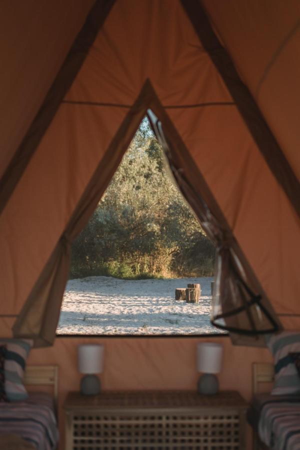 Glamping Mandra Hotel Zatoka Luaran gambar